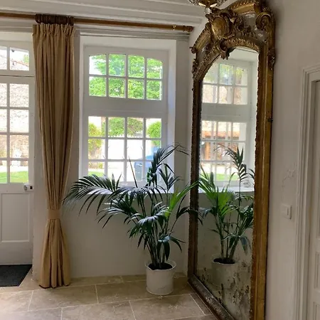 Bed & Breakfast La Maison Du Pont 3*