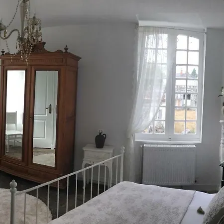 Bed & Breakfast La Maison Du Pont 3*