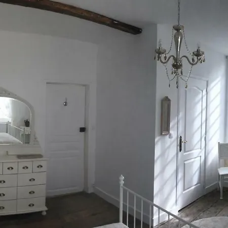 La Maison Du Pont Bed & Breakfast La Rochebeaucourt-et-Argentine